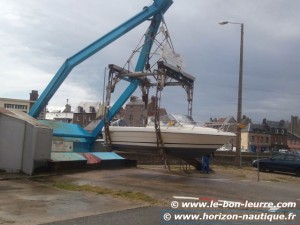 Pince-portuaire-mise-a-l-eau-sortie-peche-roches-d-ailly-dieppe-mai-2012