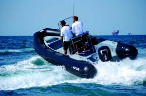 Semi-rigide Valiant 630 sport fishing noir - Grand Pavois Fishing 2012