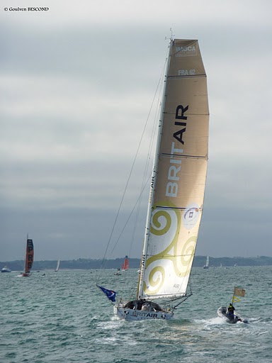 monocoque-britair-au-port-st-malo