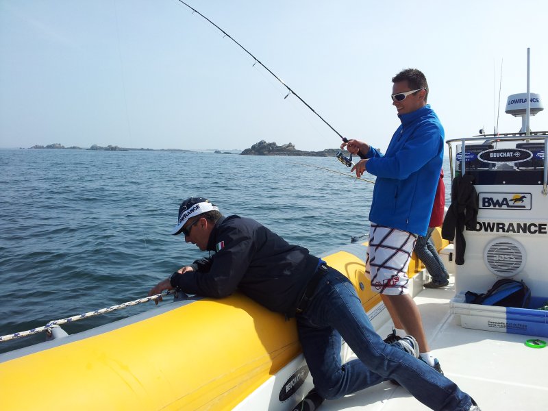 Pêche de gros lieus aux glénans avec Eric Sauvage et ses Lowrance HDS 8