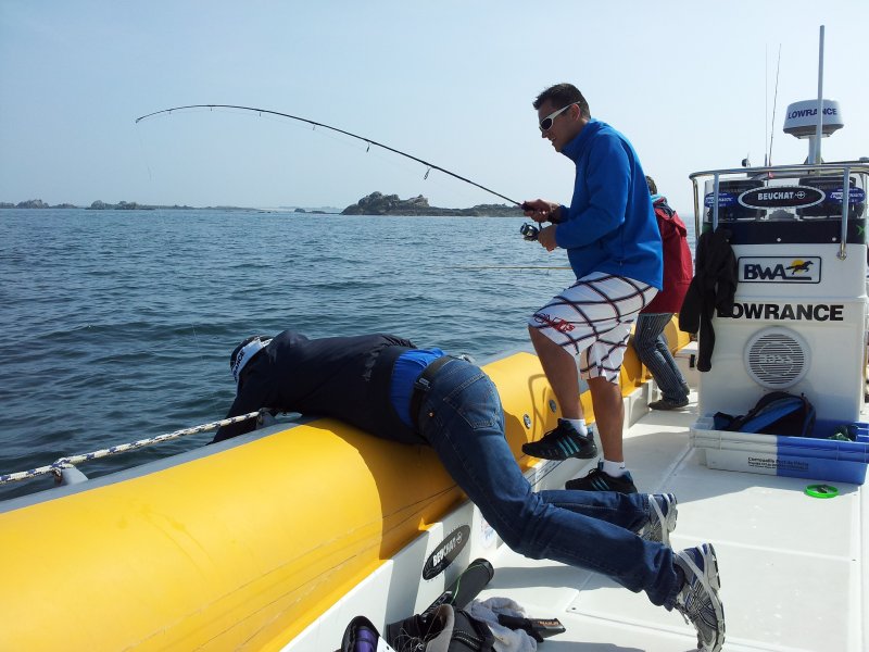 Pêche de gros lieus aux glénans avec Eric Sauvage et ses Lowrance HDS 8