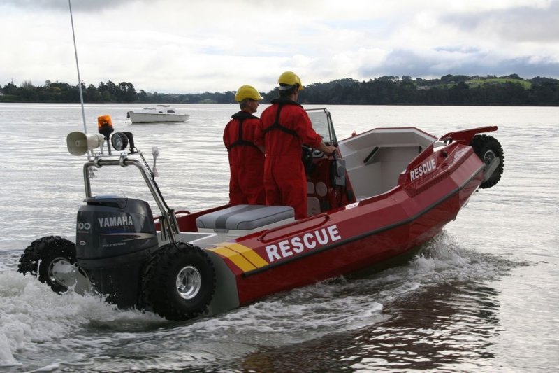 sealegs-amphibie-d-tube-6-1m-rescue-sauvetage-c