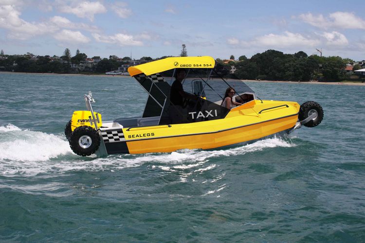 sealegs-amphibie-d-tube-6-1m-special-taxi-b