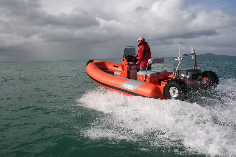 sealegs-amphibie-rib-5-05m_rescue_sauvetage_d