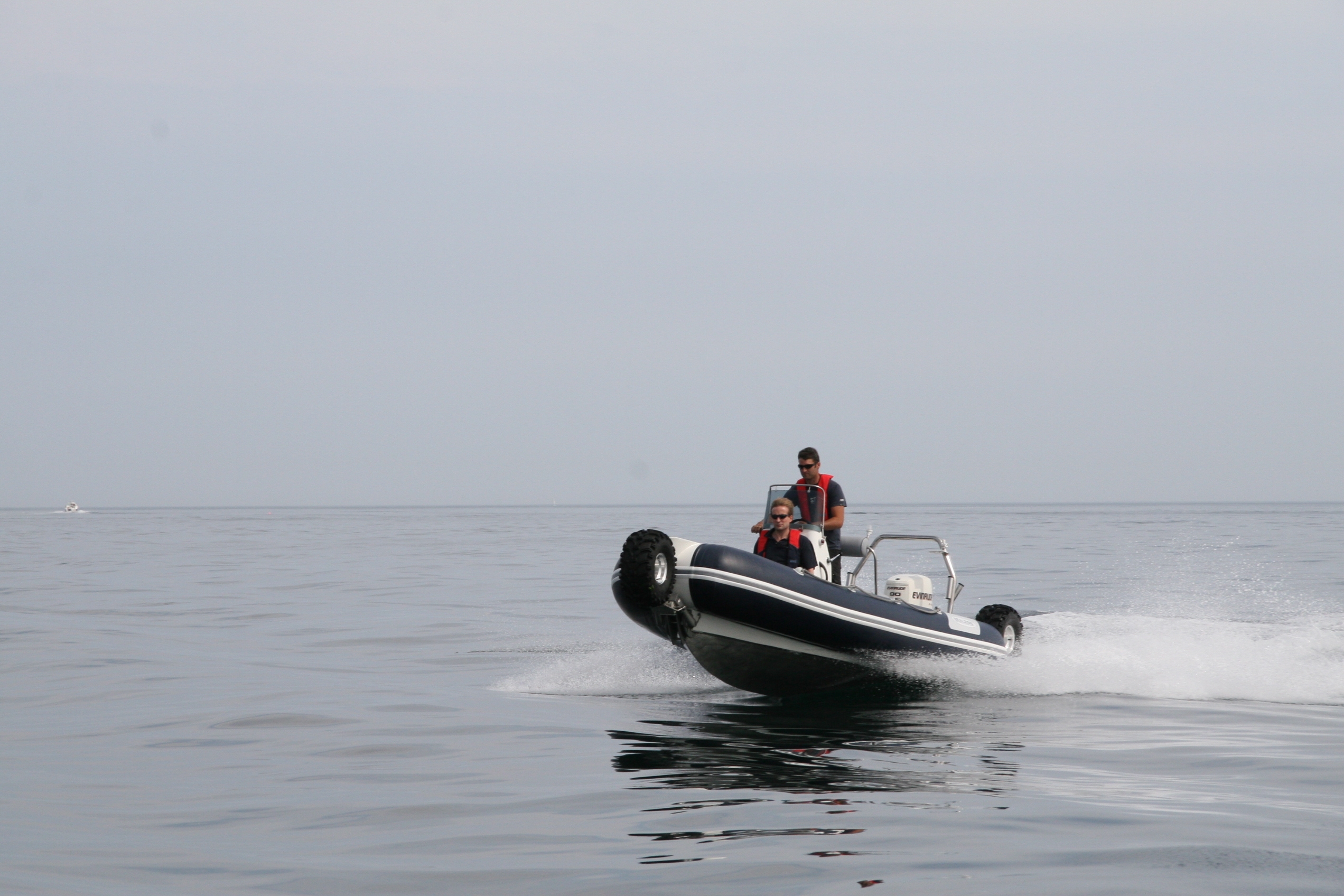 sealegs-amphibie-rib-6-1m_plaisance_g