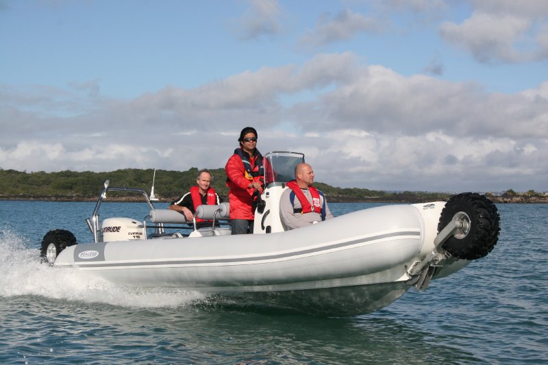 sealegs-amphibie-rib-7-1m_plaisance_b