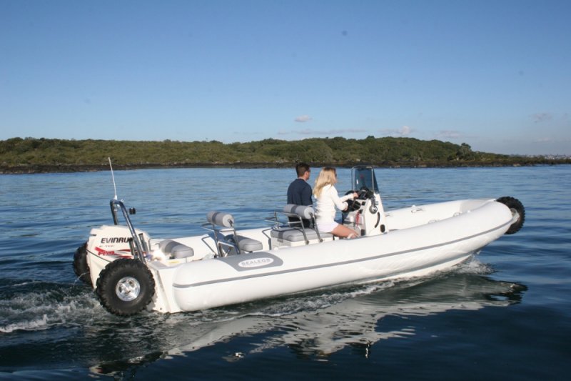 sealegs-amphibie-rib-7-1m_plaisance_p