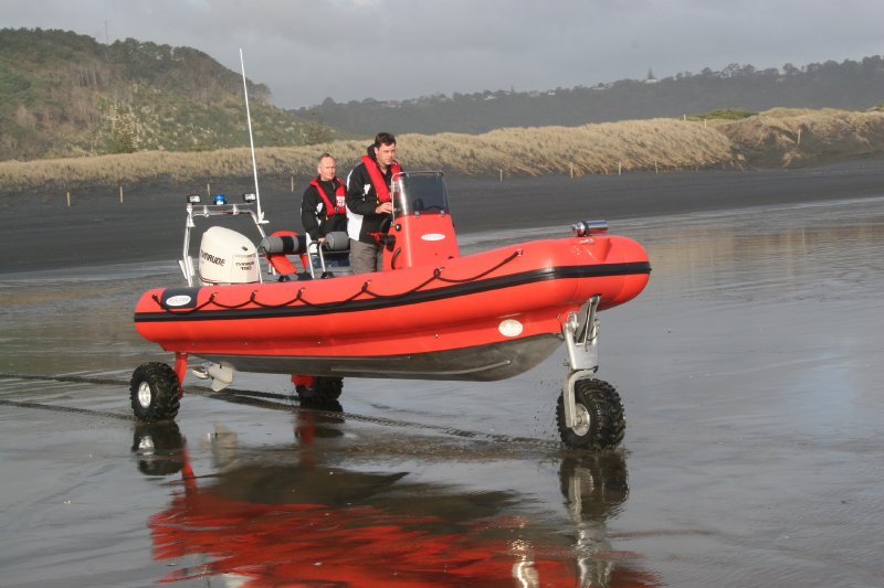 sealegs-amphibie-rib-7-1m_rescue_sauvetage_a